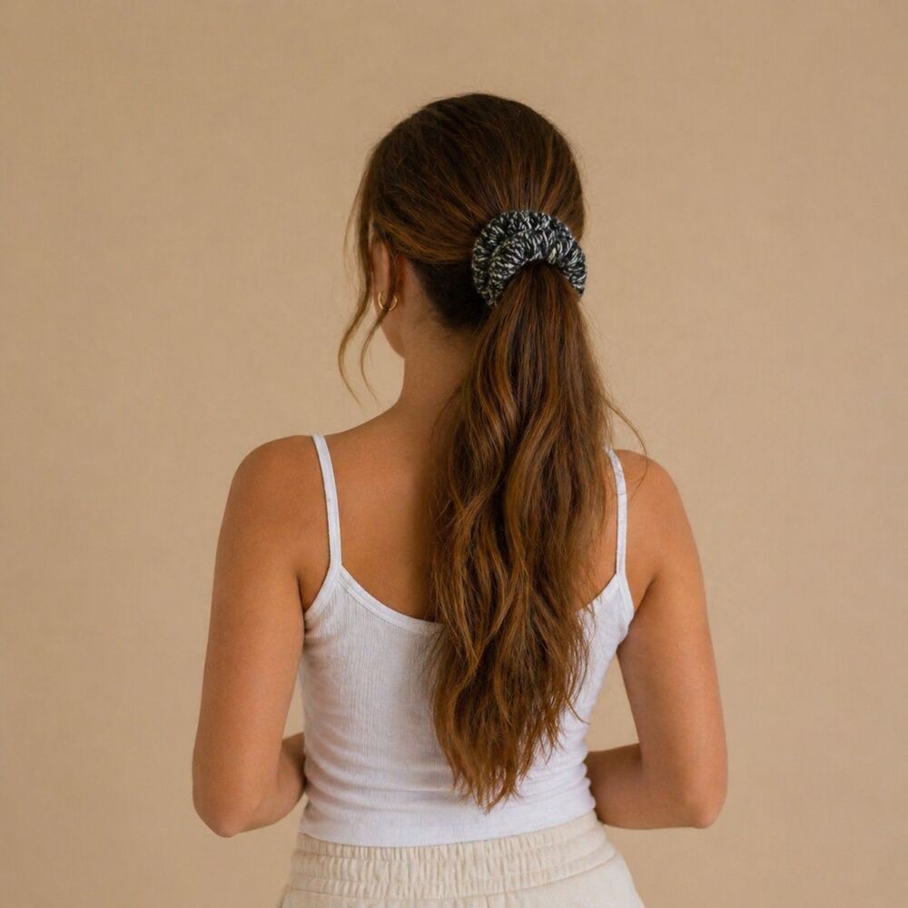 Women Crochet Hair Scrunchies Set Gif 3 Pieces Handmade Claw Clip White Grey
